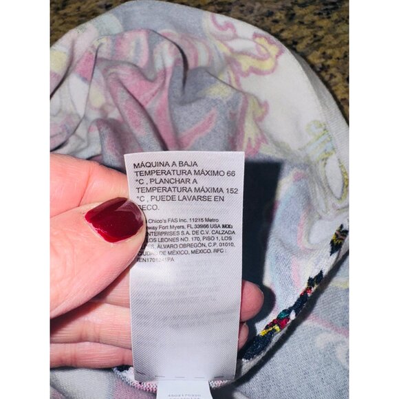 NWOT Chicos Artisan Print V-neck Pullover Sweater Vibrant Abstract Print S Boho - Picture 9 of 10